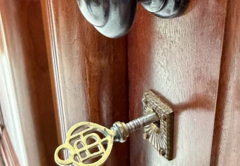 Arts & Crafts Armoire or Wardrobe by Jac. van den Bosch for 't Binnenhuis, 1910